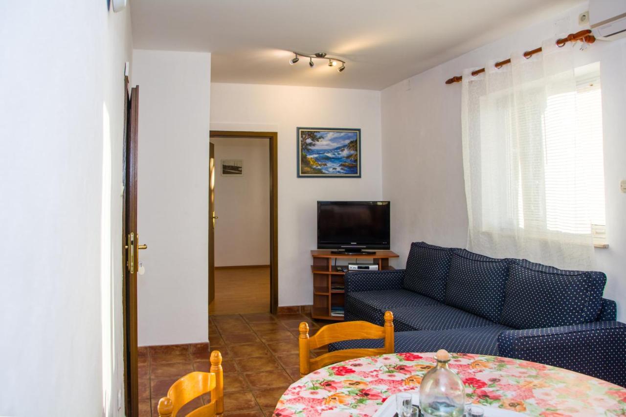Apartments With A Parking Space Senj - 11520 Екстер'єр фото